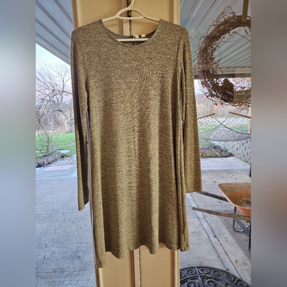 Gray And Beige Long Sleeve Knit Dress